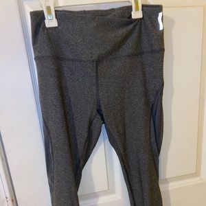 high waisted grey capri leggings
